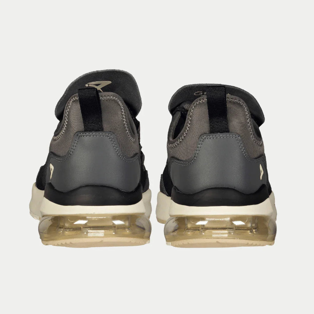 LA Gear Men’s Runyon Lowtop | Black x Gray